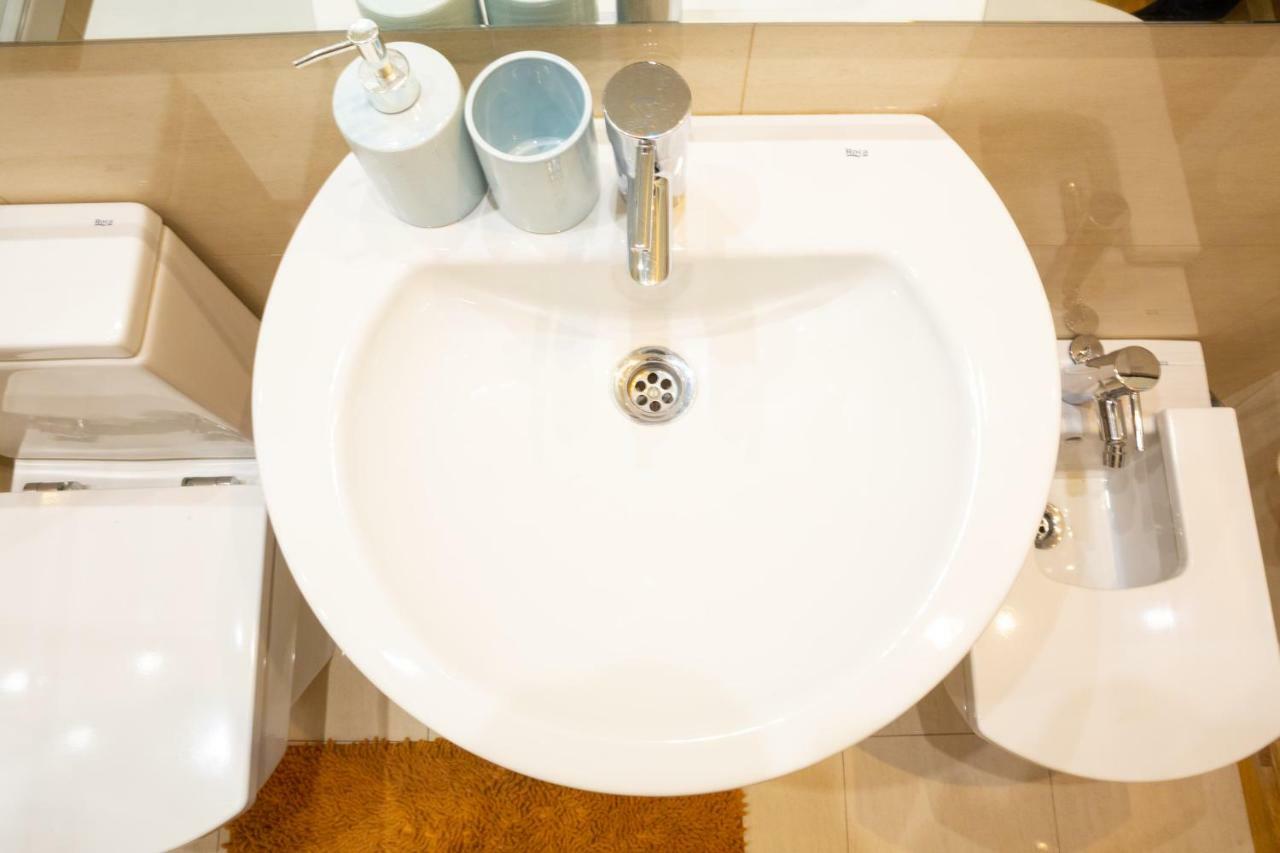 Apartamentos Duque Ventas Madrid Kültér fotó